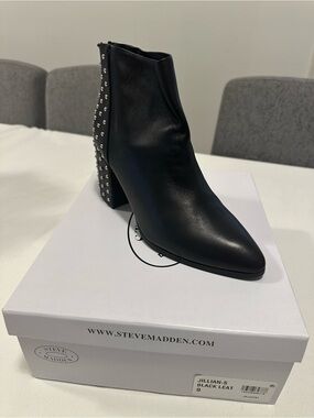 Steve Madden Black Leather Studded Block Heel Ankle Boots
